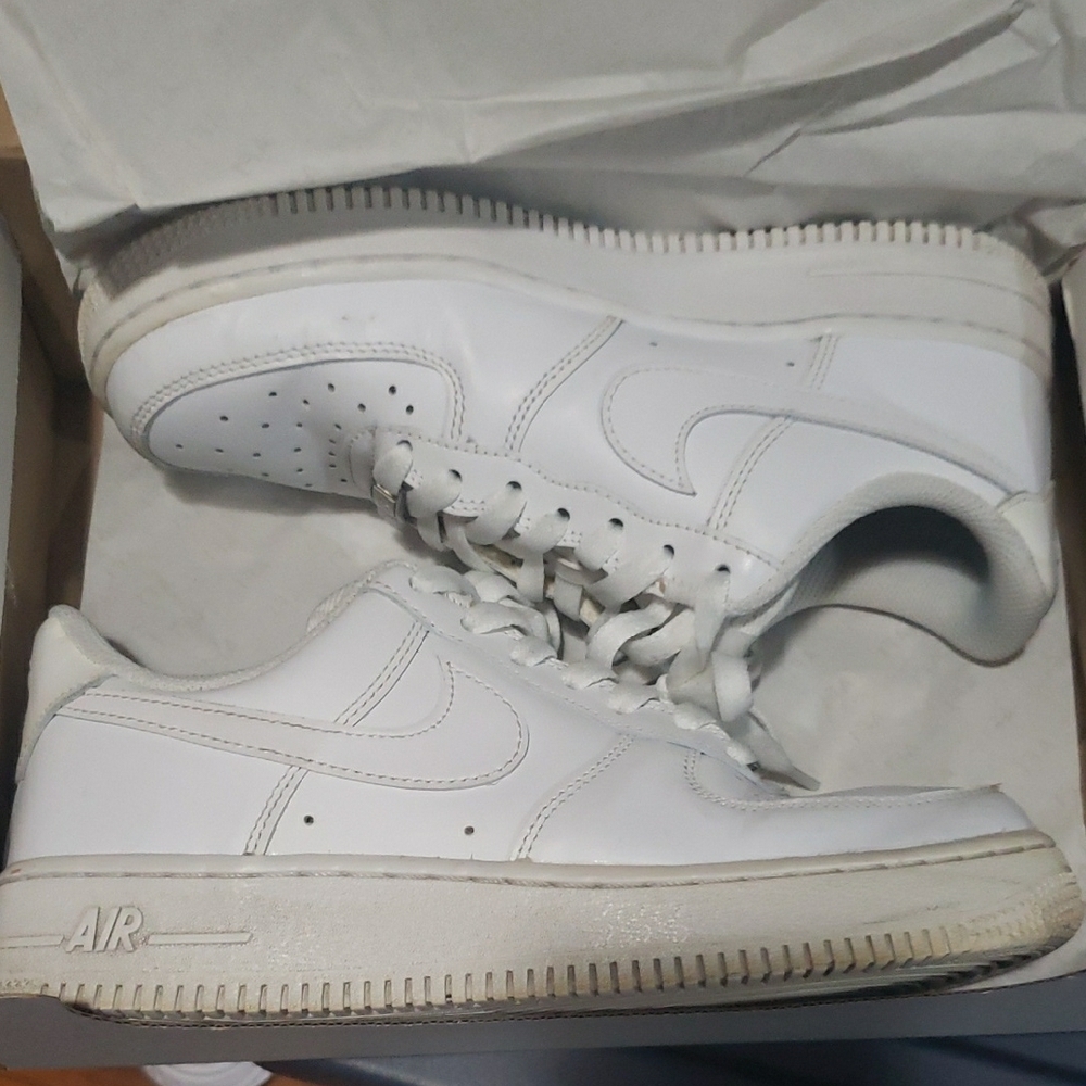 Nike Air Force 1 Sneakers - Picture 7 of 9